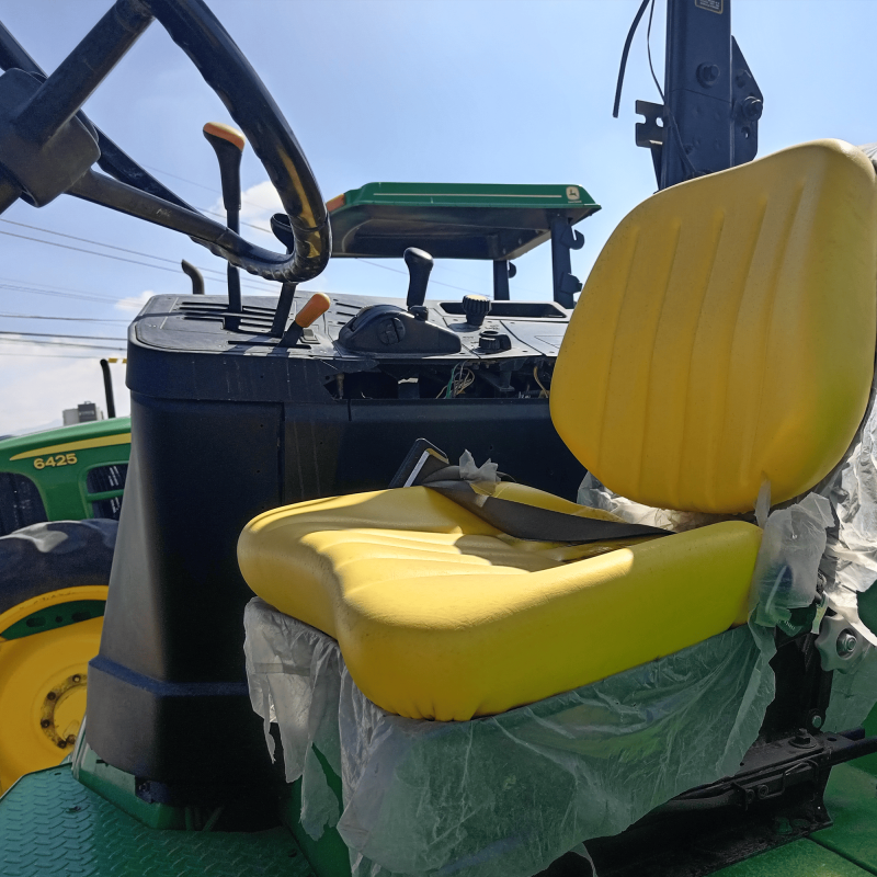 Tractor Seminuevo John Deere 6415 HC 2003  4x4 108 HP