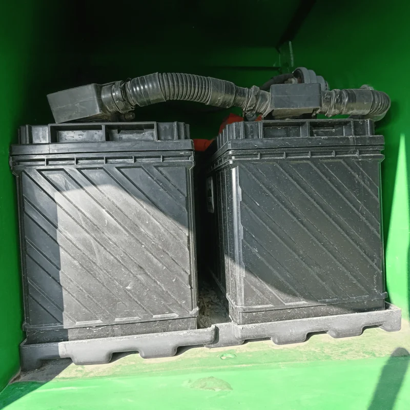 Cosechadora Seminueva John Deere S660 2015 con Cabezal de Granos Finos de 25 ft